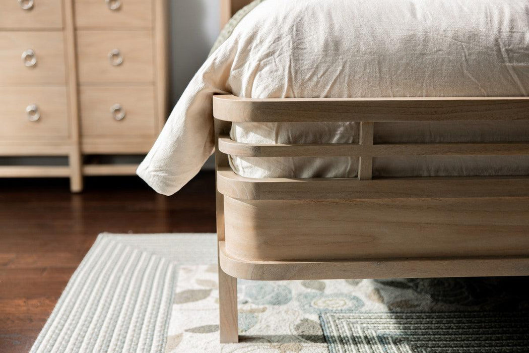 Monterey Bed