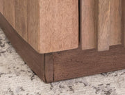 Mezquite 4 Door Console base detail
