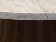 Top edge and base detail
