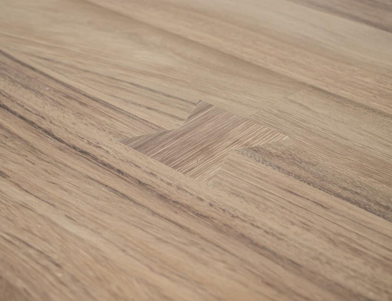 Natural Parota finish detail