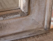 Aruba Mirror frame detail