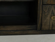 Shelf detail