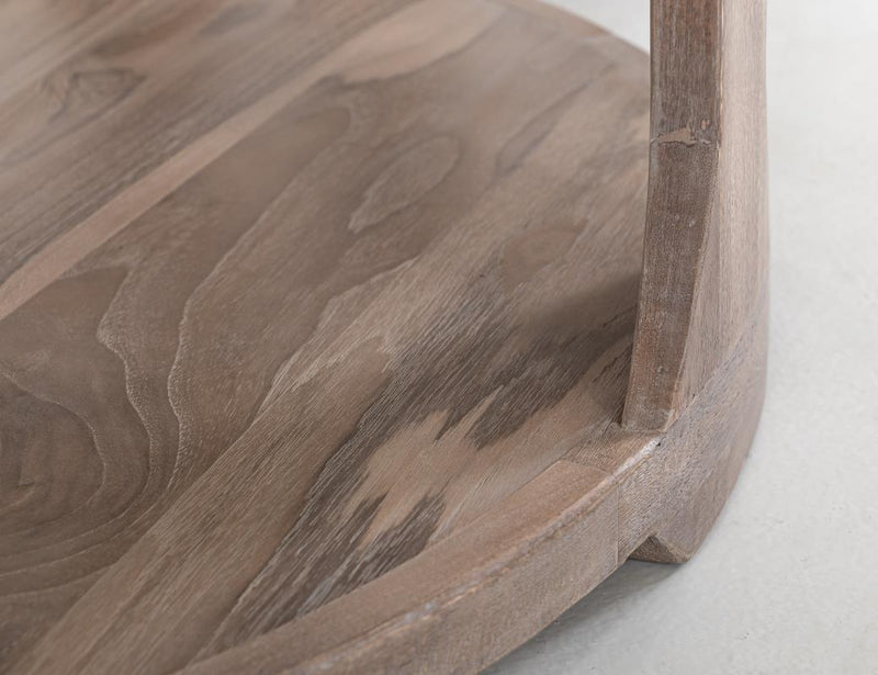 Shelf detail