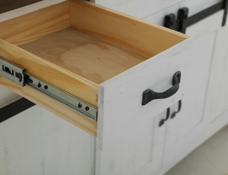 Pueblo White Kitchen Island towel rod