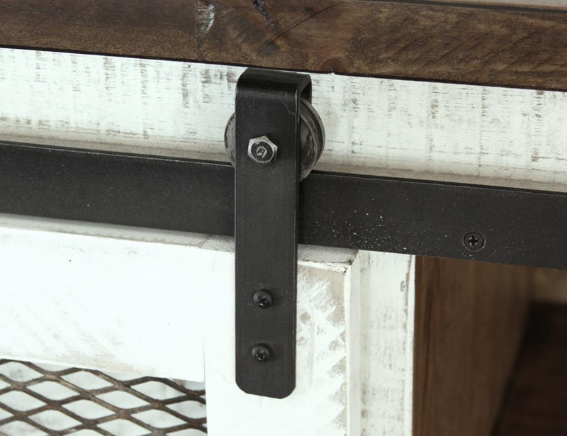 Pueblo White finish detail