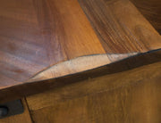Parota grain detail