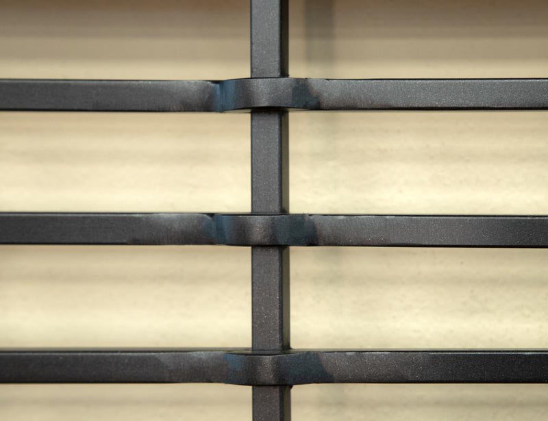 Parota Bed detail