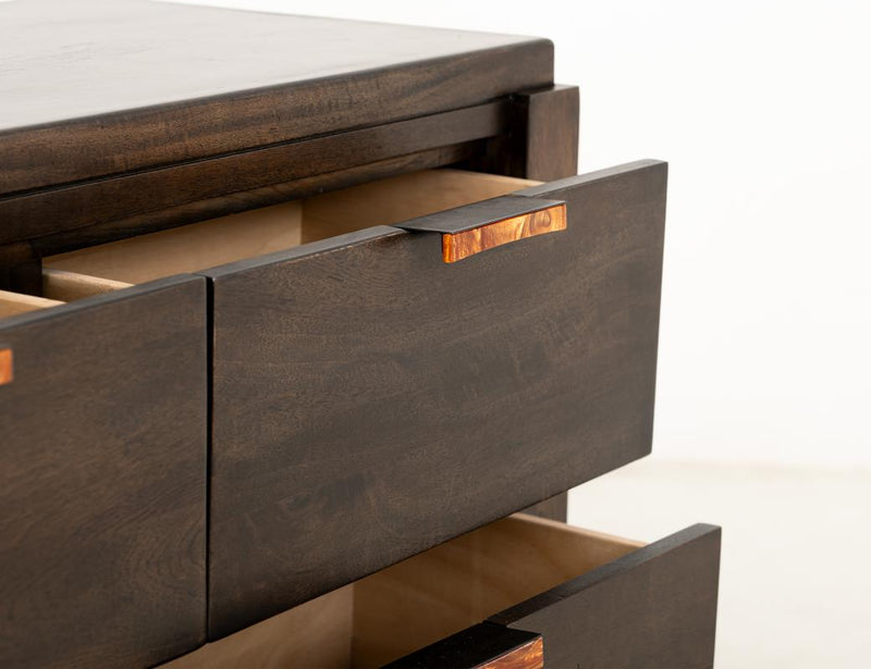 Raramuri 7-Drawer Dresser side