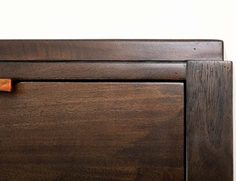 Raramuri 5-Drawer Chest room scene