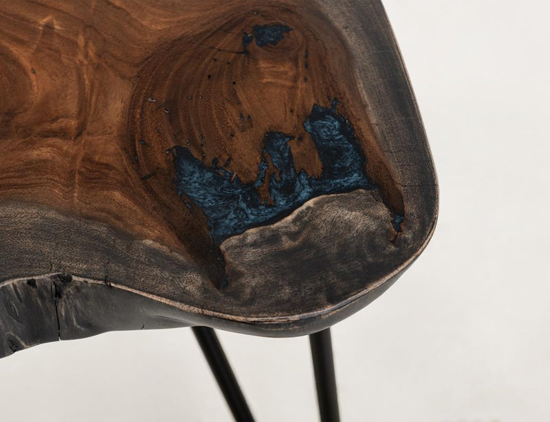 Blue epoxy detail