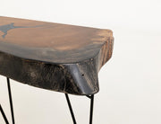 Live edge detail