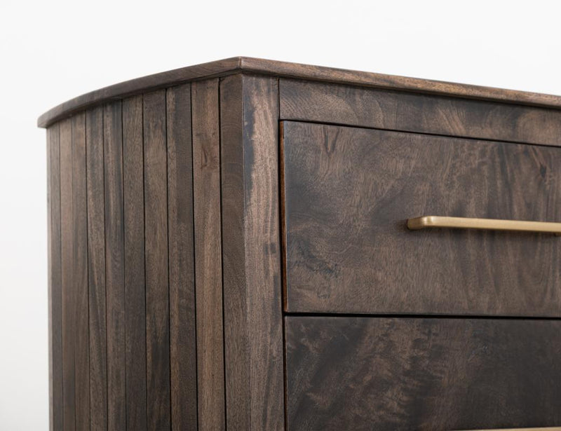 Dark Mezquite 5 Drawer Chest detail