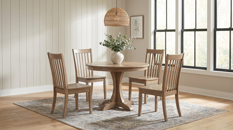 Amish Essentials' Mary Solid Top Table
