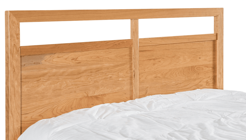 Amish Essentials Maverick Footboard Storage Bed - Barewood