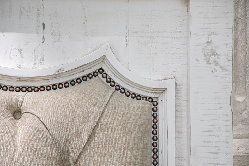 Bella Bed - Barewood